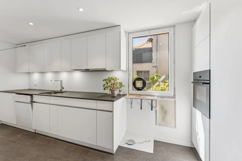 Schönes Haus mit zwei Wohnungen in der Nähe der Innenstadt – Foto 9 von 12