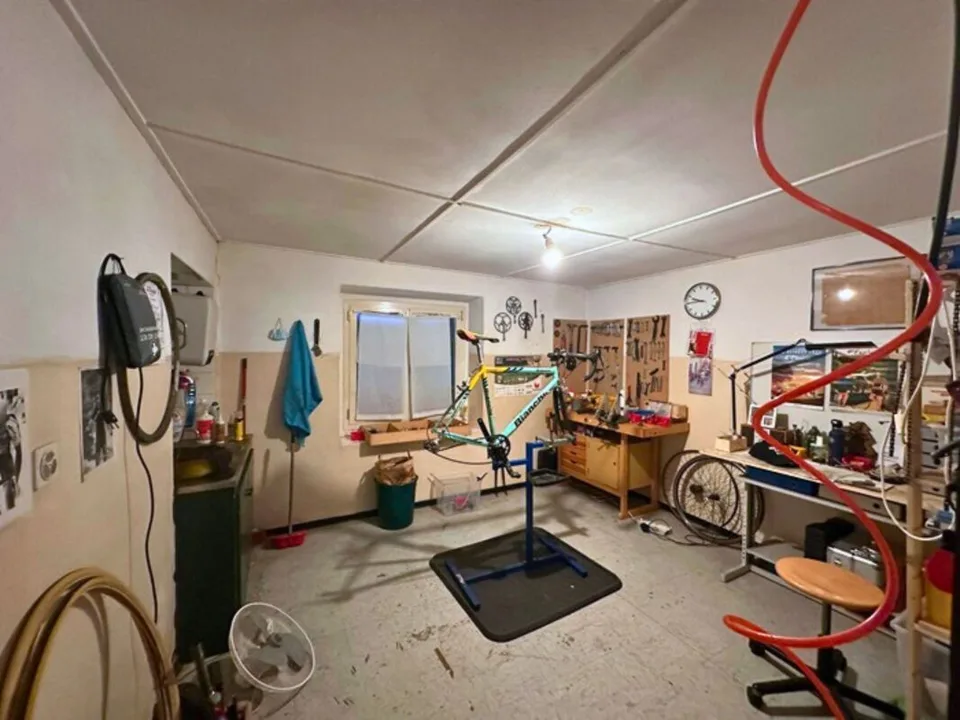 Interessantes Wohnanlage zur Renovierung mit privatem Hof und kleinem Garten – Foto 12 von 19