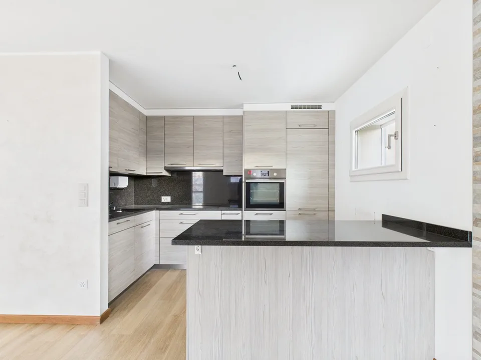 ELEGANTE  APPARTAMENTO DI 4,5 LOCALI IN RESIDENZA SIGNORILE