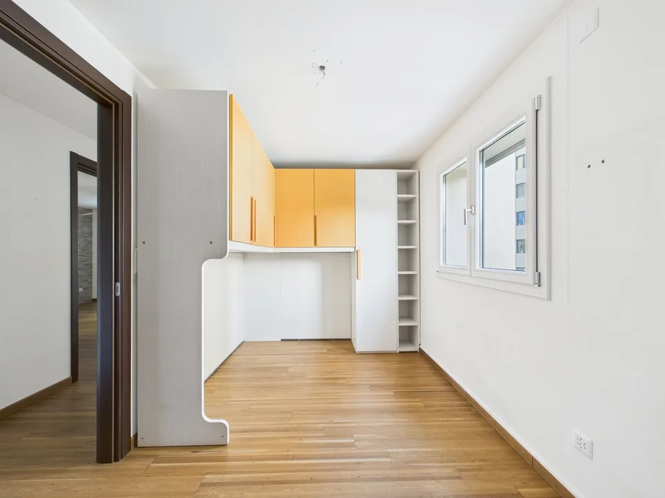 ELEGANTE APPARTAMENTO DI 4,5 LOCALI IN RESIDENZA SIGNORILE – photo 12 sur 25
