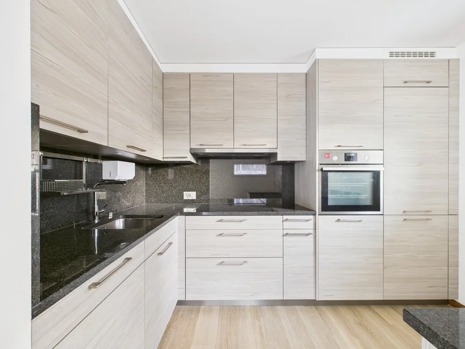 ELEGANTE APPARTAMENTO DI 4,5 LOCALI IN RESIDENZA SIGNORILE – photo 8 sur 25