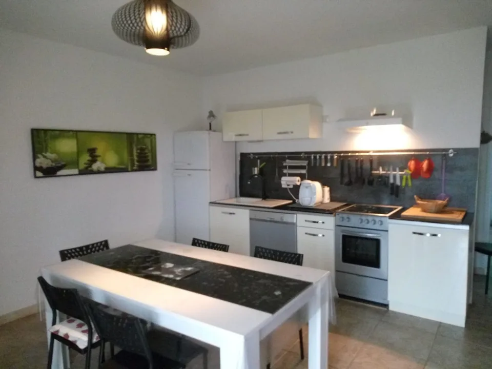 Charmantes 3,5-Zimmer-Wohnung mit Balkon in Cervione