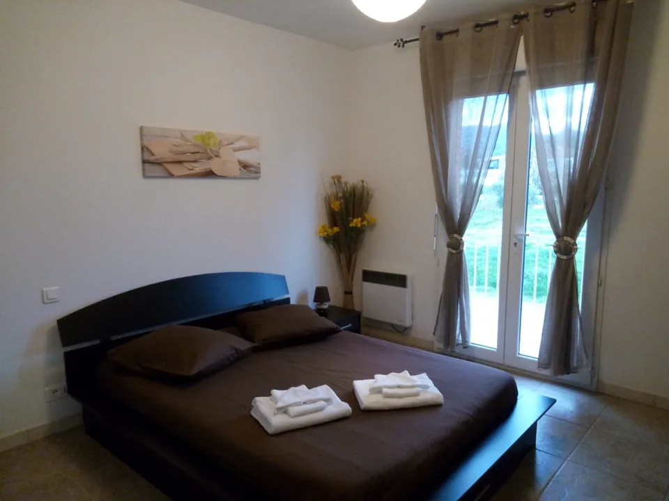 Charmantes 3,5-Zimmer-Wohnung mit Balkon in Cervione