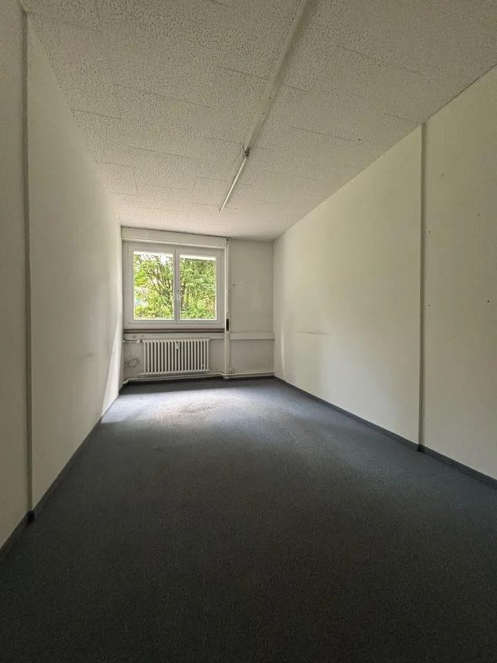 Ihre neuen Büro- oder Praxisräumlichkeiten im ruhigen Schosshaldenquartier – Foto 7 von 9