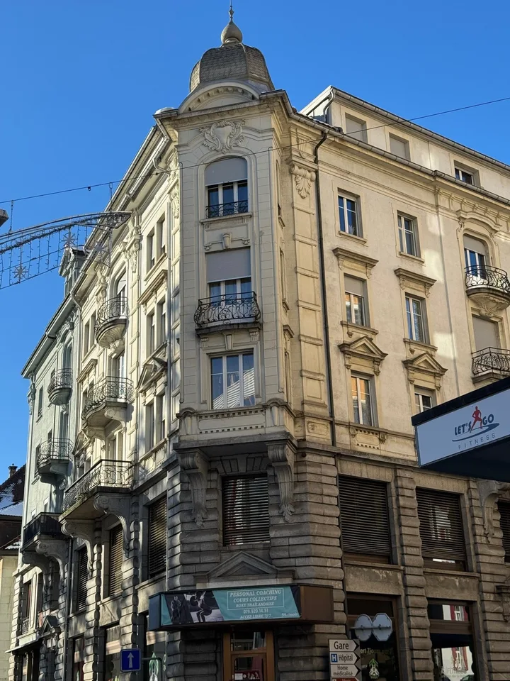 Appartement 4 pièces en plein centre à louer