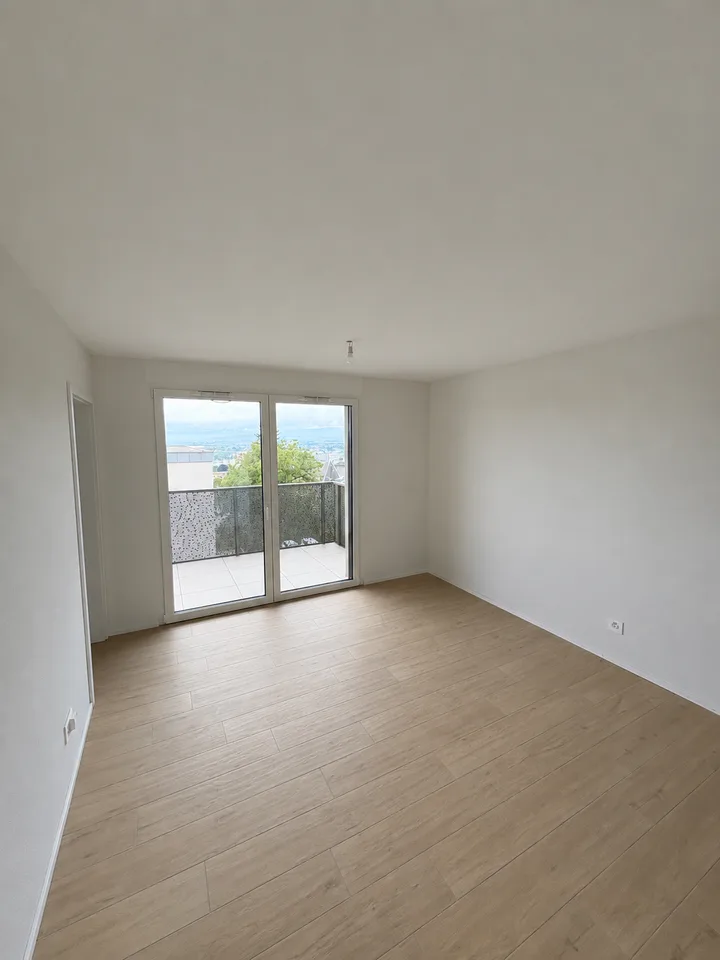Studio lumineux et moderne avec vue sur le lac