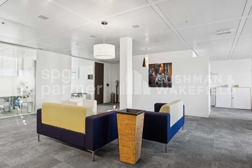 Morgines 8-10 - Surfaces de bureaux aménagées Lancy – photo 6 sur 8
