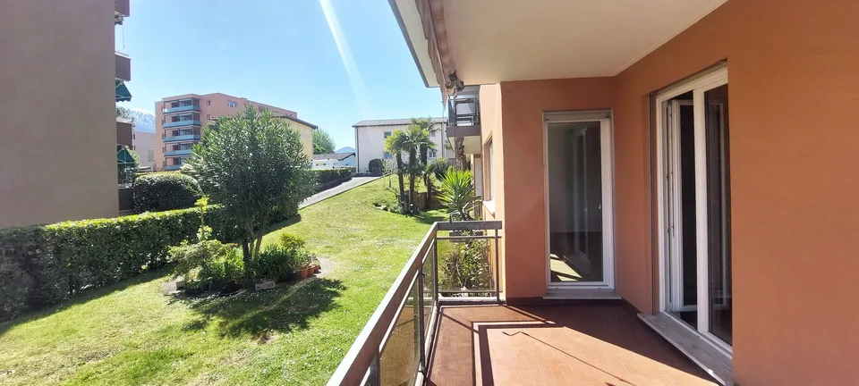 Appartamento di 2,5 locali recentemente ristrutturato con ampio balcone in affitto ad Ascona. – Foto 8 von 14