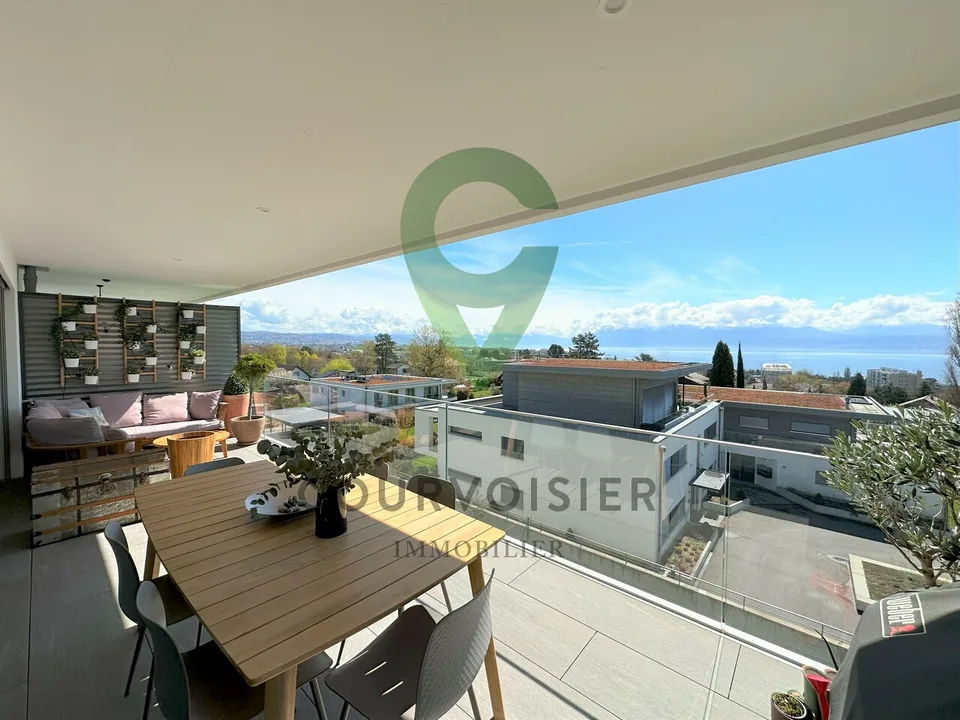 Prächtiges Duplex mit 4.5 Zimmern und Panoramablick auf den See