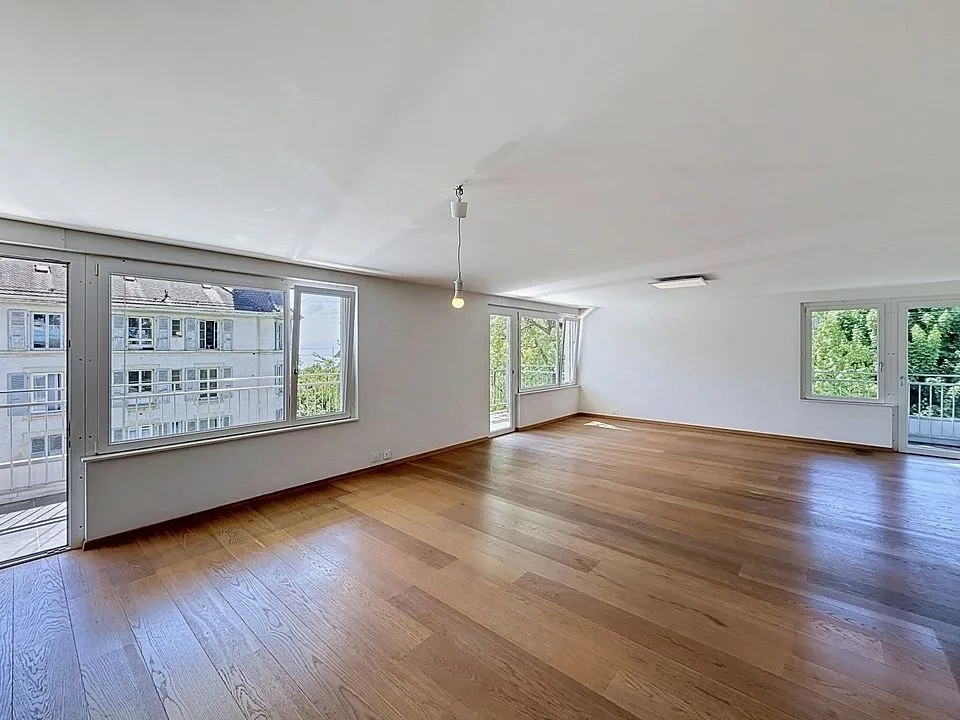 Lausanne Ouchy, magnifique appartement de 5,5 pces avec balcon