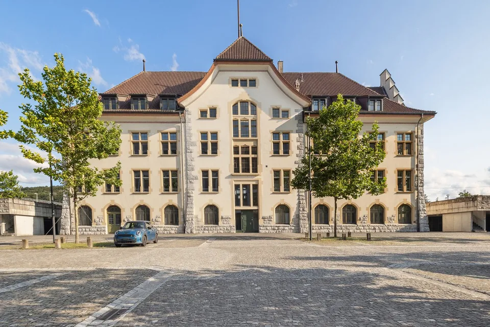 Uffici in affitto in un bene culturale rinnovato a Zuchwil
