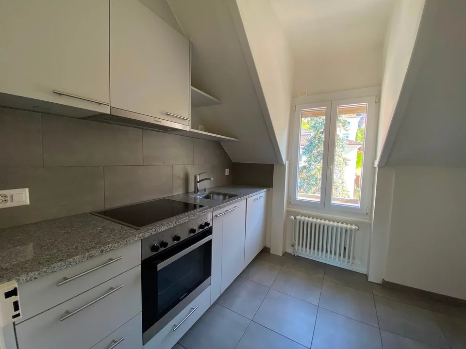 Vier-Zimmer-Wohnung im 2. Stock