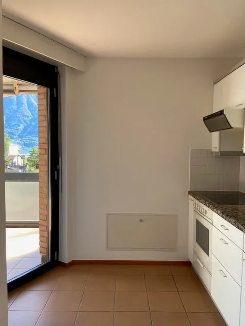 Accogliente appartamento di 2.5 locali a Minusio con parcheggio