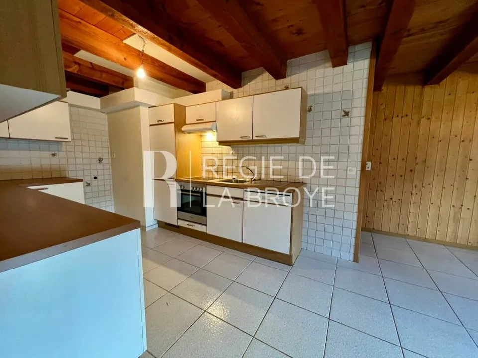 Appartamento di 2.5 locali a Montet (Broye)