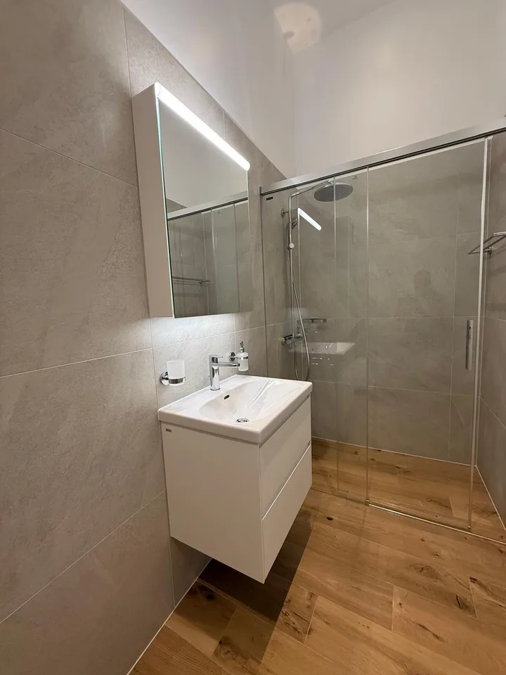 Prächtige 2-Zimmer-Wohnung mit großer Terrasse