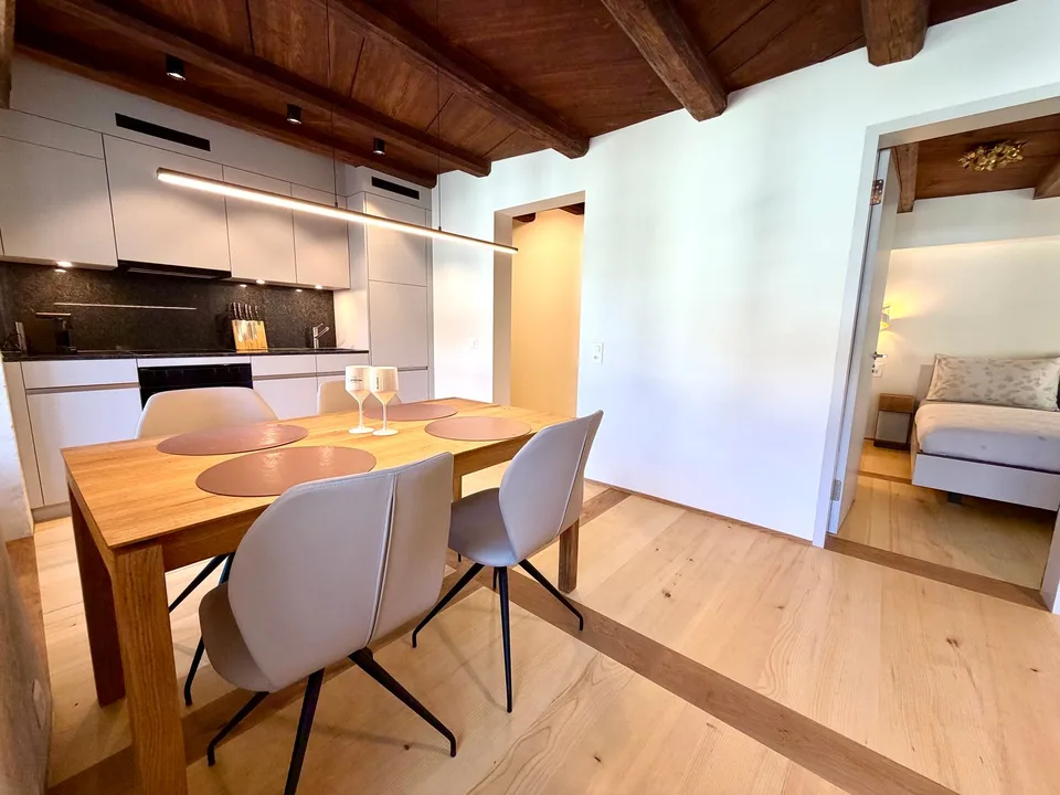 Luxuriöse möblierte 2.5-Zimmer-Wohnung mit Service in der Altstadt von Luzern – Foto 6 von 7