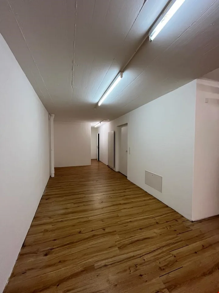 Ladenlokal im Zentrum der Stadt Thun – Foto 12 von 13