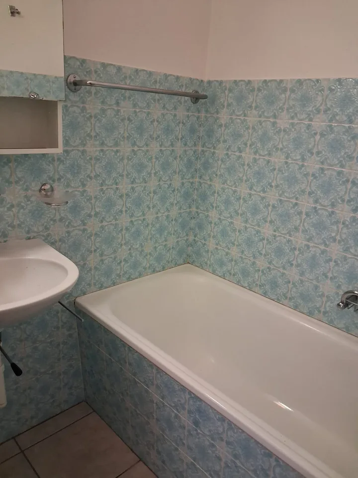 Charmantes Studio im 5. Stock in Delémont – Foto 14 von 17