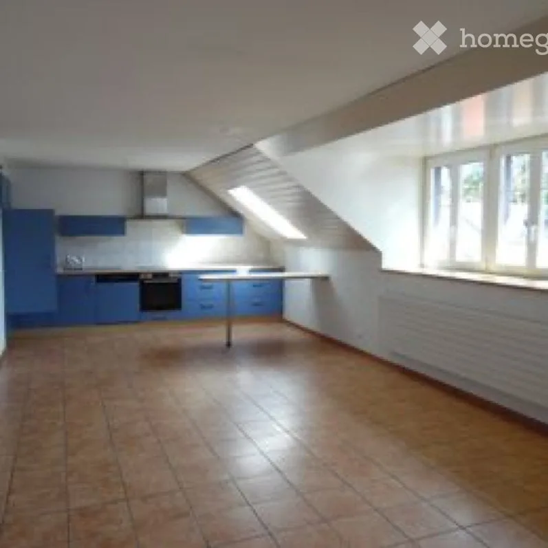 Schönes und großes 4,5-Zimmer-Wohnung im Zentrum von La Chaux-de-Fonds.