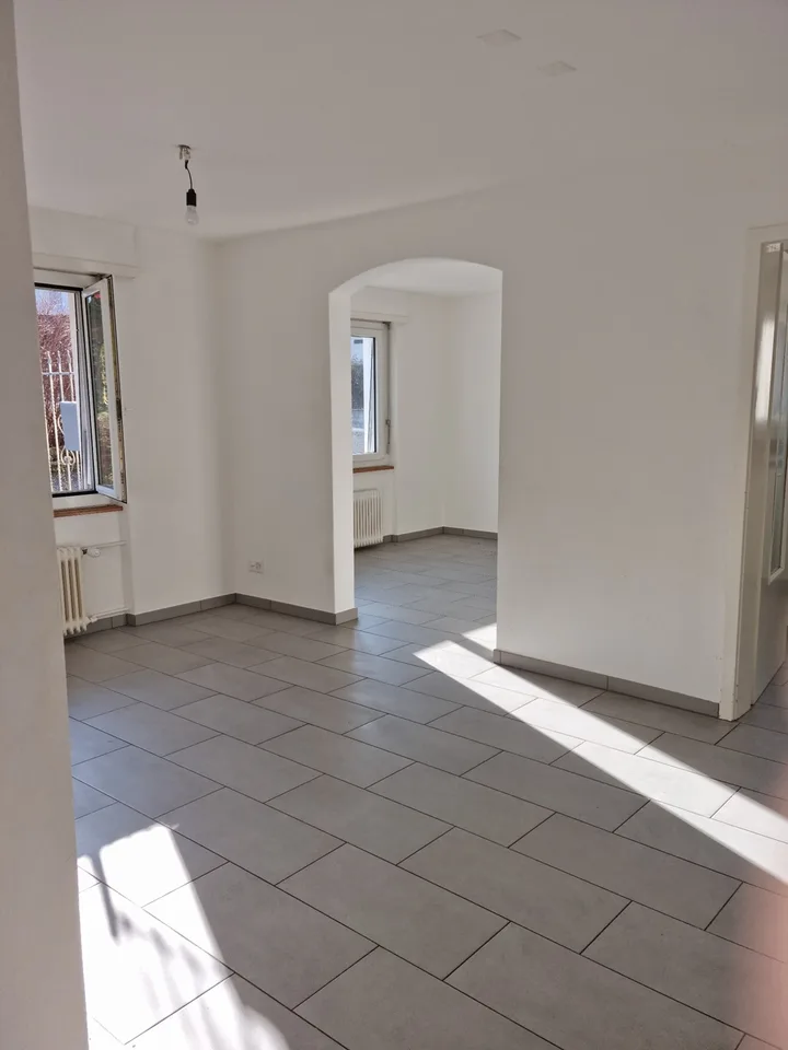 Einzigartige Gelegenheit! 67 m2 großes Erdgeschosswohnung – Foto 9 von 13