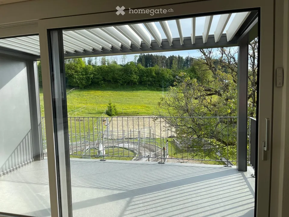 Ampio e tranquillo appartamento di 4,5 locali con area di seduta a Braunau (TG)