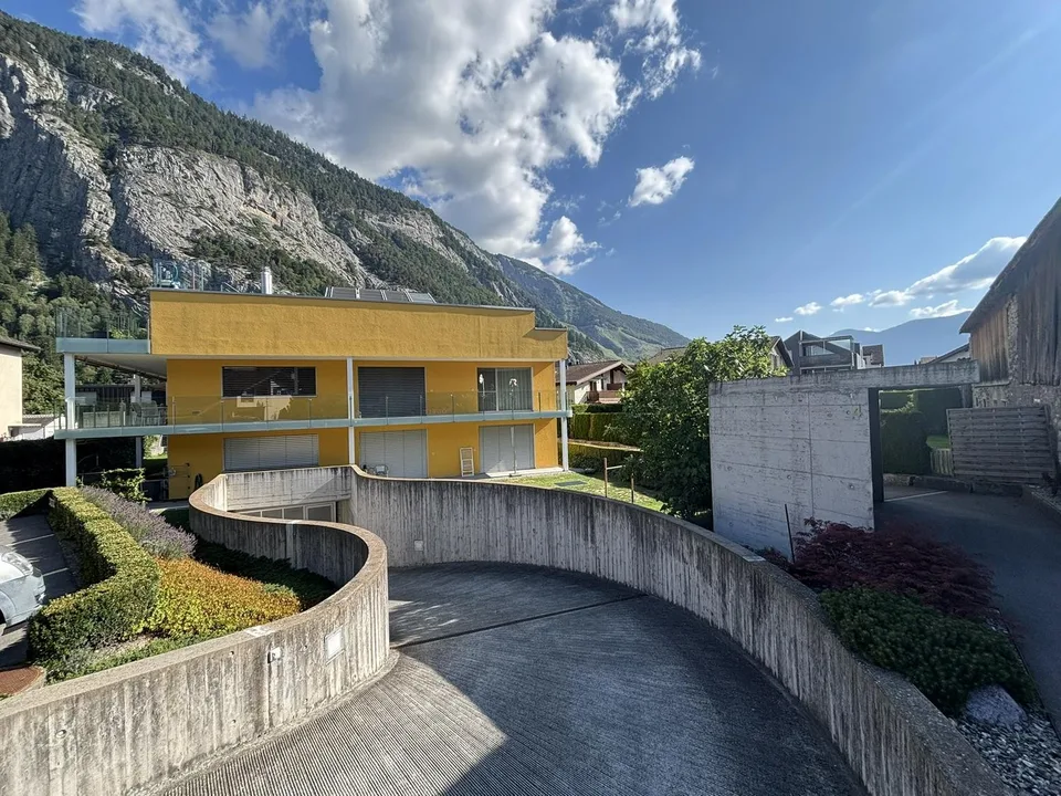 Parkplatz in der Tiefgarage zu vermieten