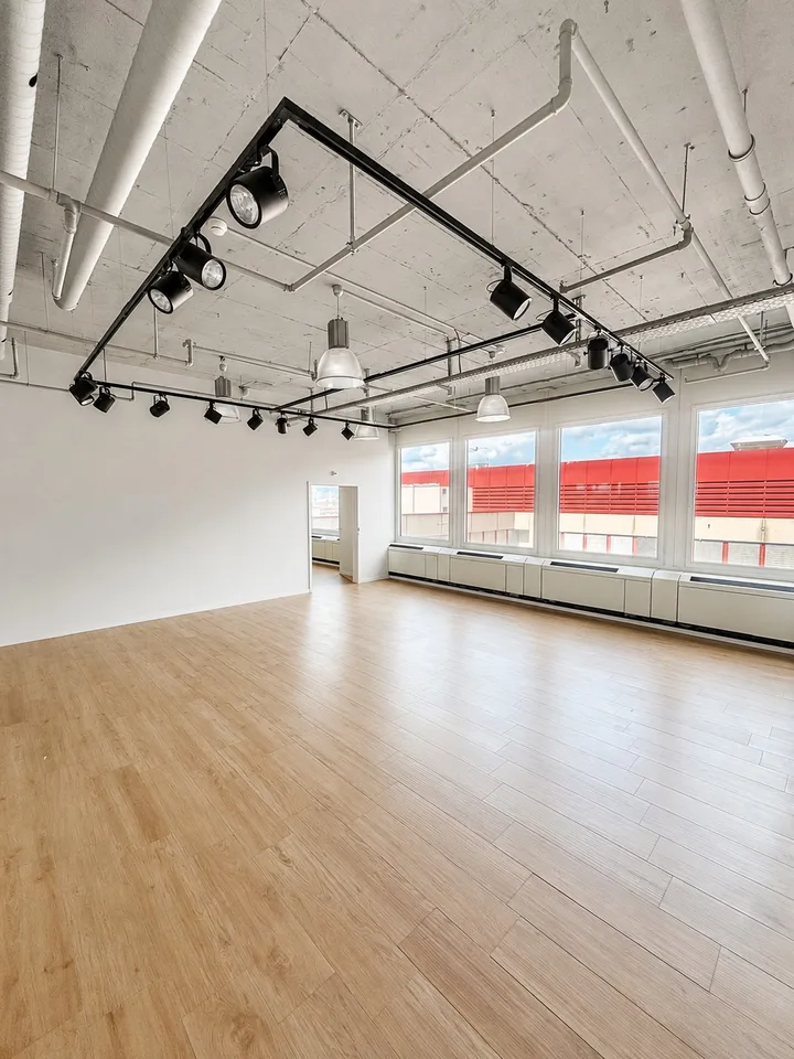 Spazio per studio/ufficio nel TMC Glattpark con terrazza sul tetto privata (100 m²) – foto 9 di 10