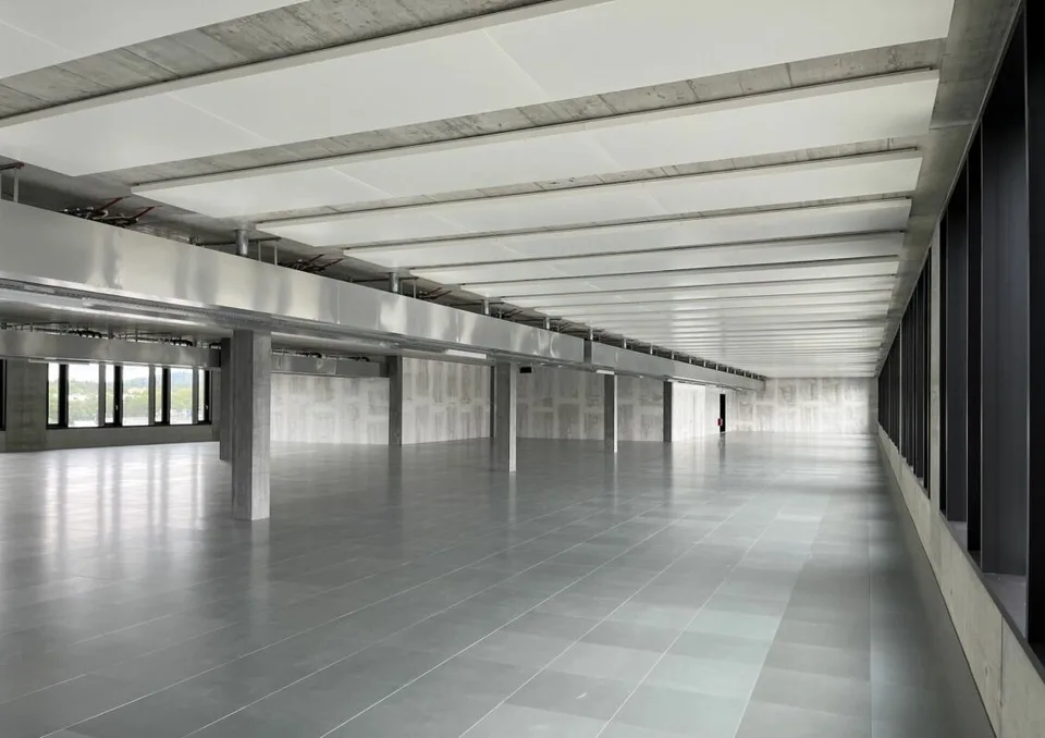 Bureau/Commercial | Hang-Aar | 189 à 271 m²