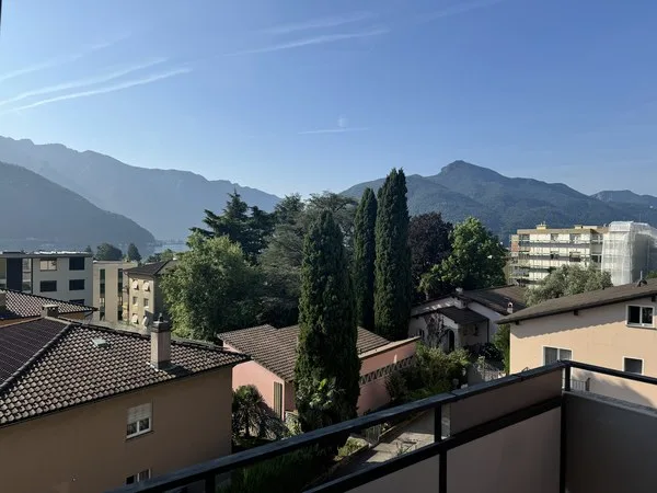 Splendido appartamento di 4.5 locali con vista lago a Melide