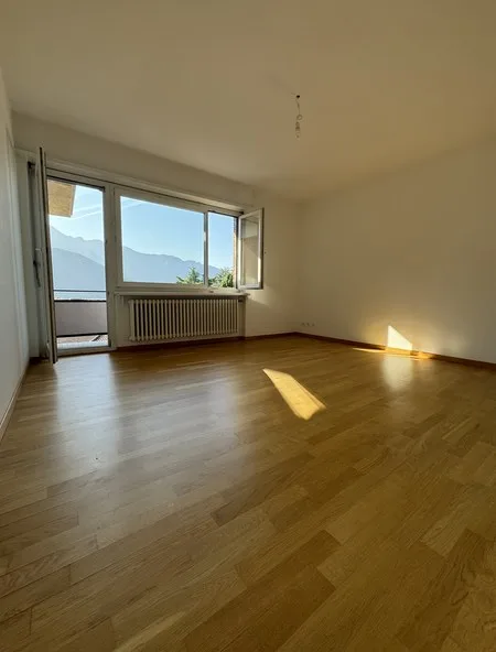 Schönes 4.5-Zimmer-Apartment mit Seeblick in Melide