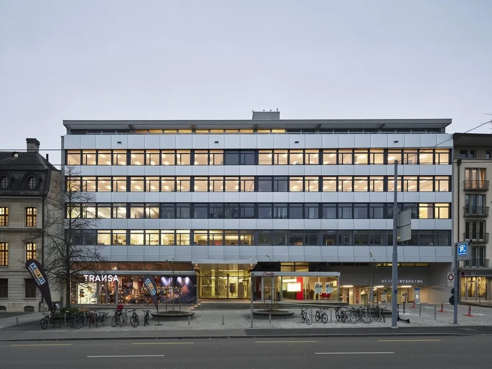 Einstellhallenplatz frei im Aeschenparking