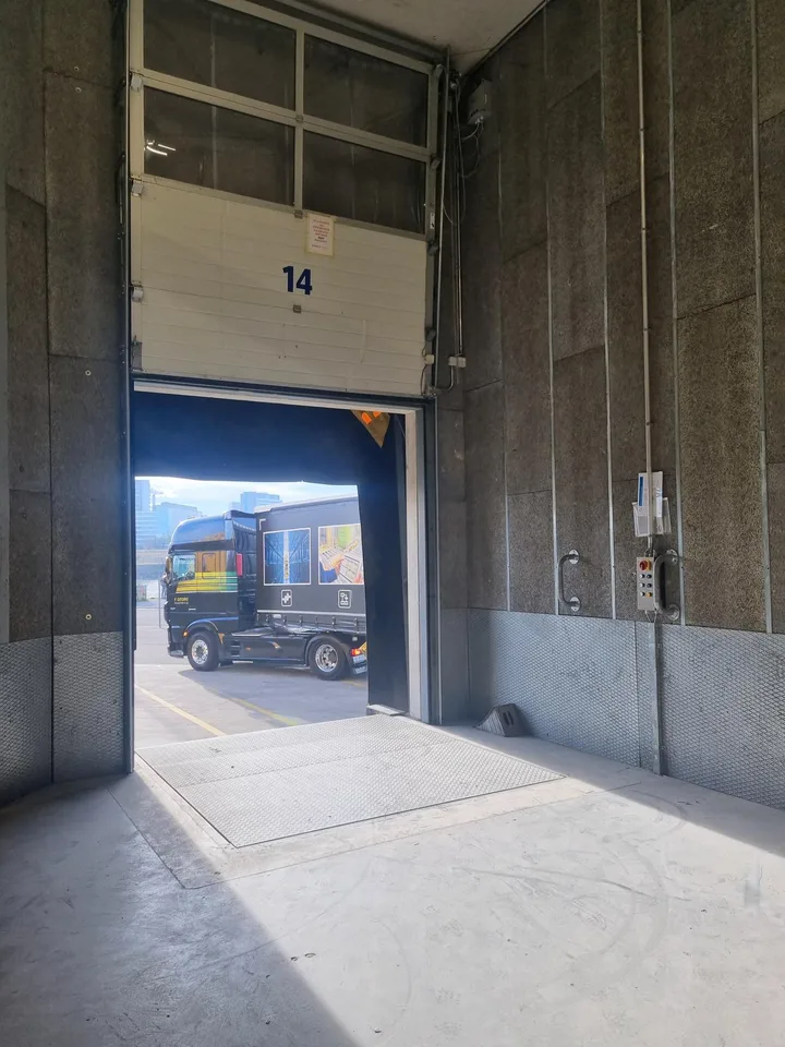 Hochregallager an der Uferstrasse 70 – Foto 7 von 8