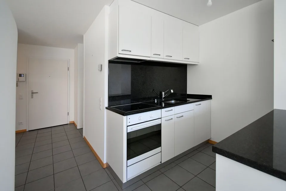 MODERNO MONOLOCALE CON AMPIA TERRAZZA