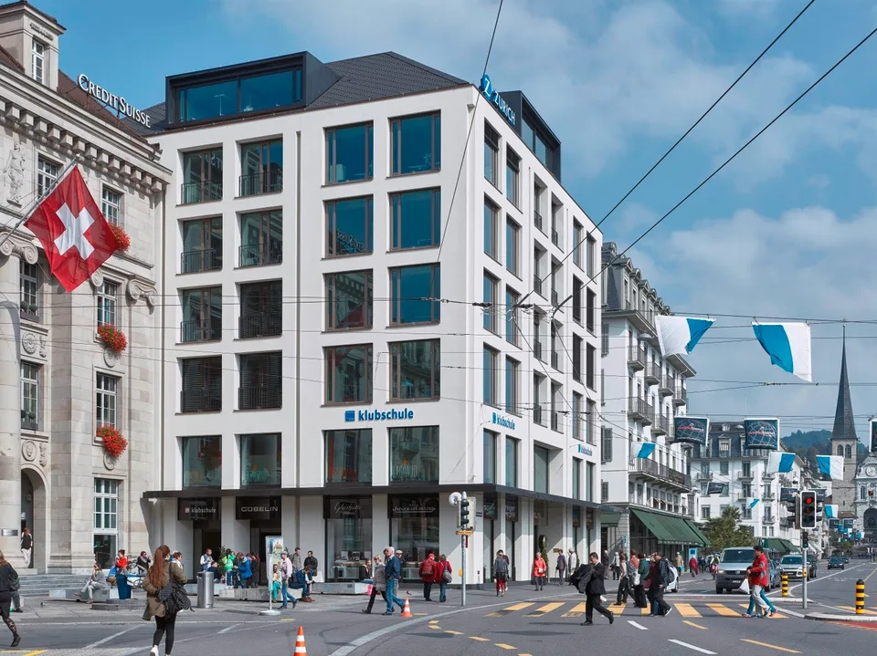 Spazio esclusivo per uffici direttamente a Schwanenplatz!