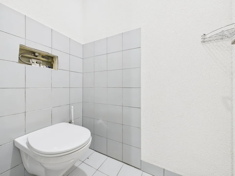 320m2 befahrbare Gewerbefläche im industriellen Design – Foto 18 von 18