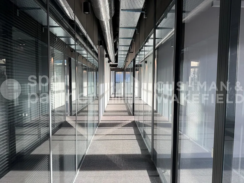 VUARPILLERE 27 - Modulare Flächen - Werkstatt, Produktion, Büro - bereit für Ihr Projekt!