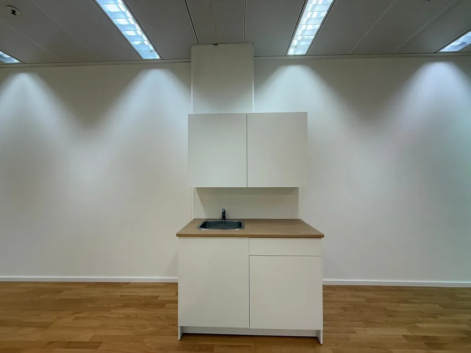 IN AFFITTO - Spazio commerciale 95,50 m²