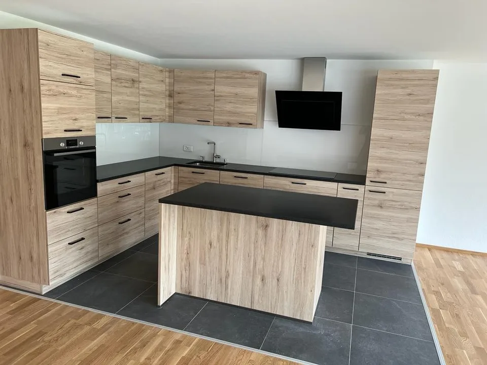 Ampio appartamento di 5.5 locali con terrazza a Porrentruy