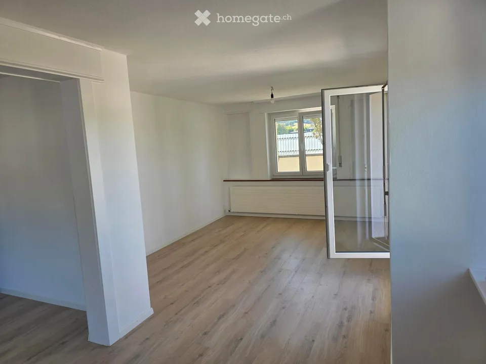 Meraviglioso appartamento mansardato di 4.5 locali a Porrentruy – disponibile immediatamente