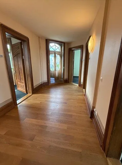 Immeuble de bureaux à louer près de la gare