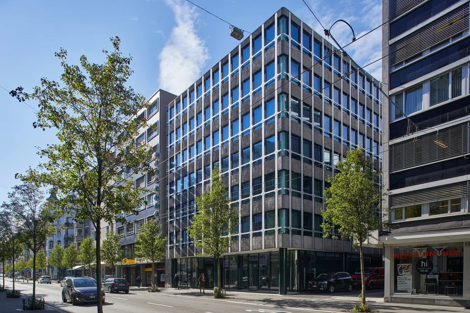 Zentrale Bürofläche mit 214 m²  sofort verfügbar in Luzern