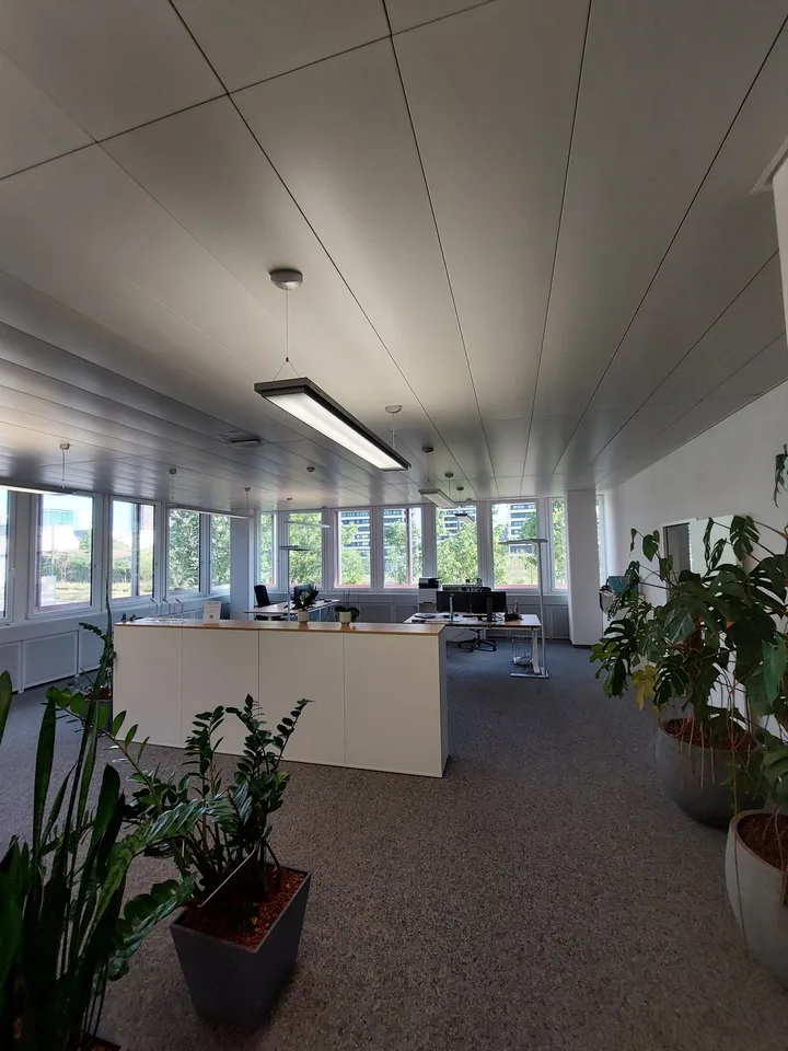 Bürofläche zu vermieten   in Dübendorf