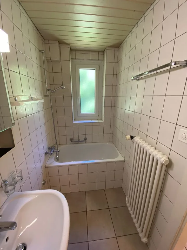 Spacieux appartement de 4 pièces avec vue au Locle – photo 16 sur 20