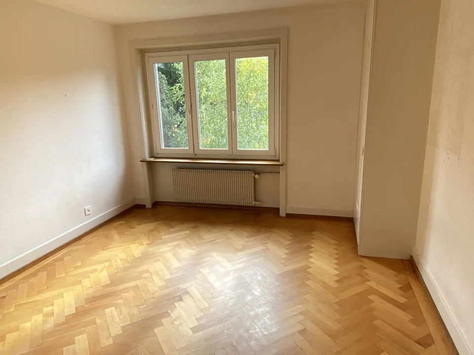 Spacieux appartement de 4 pièces avec vue au Locle – photo 7 sur 20