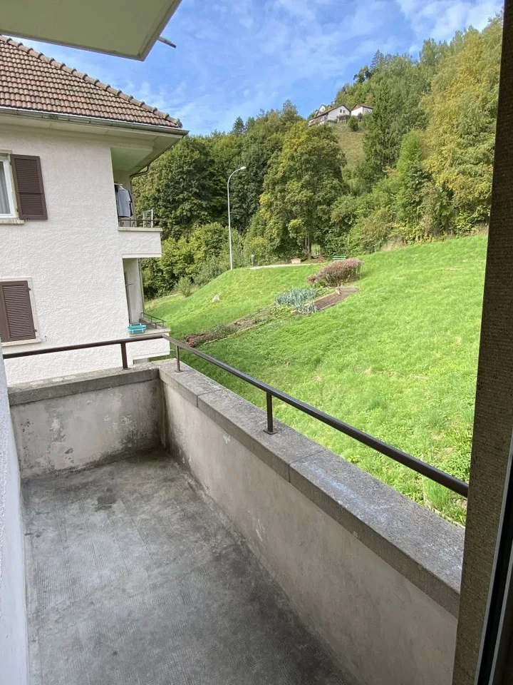 Spacieux appartement de 4 pièces avec vue au Locle – photo 19 sur 20