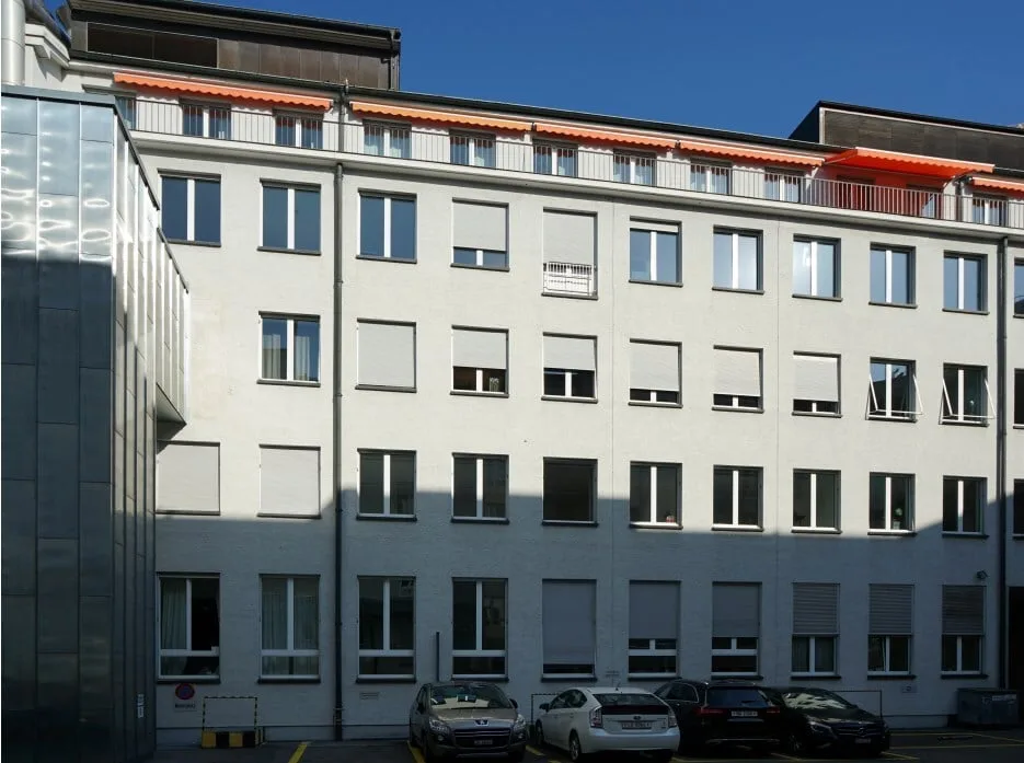 Affitto per la prima volta - Ufficio/Studio vicino alla stazione e al Reuss