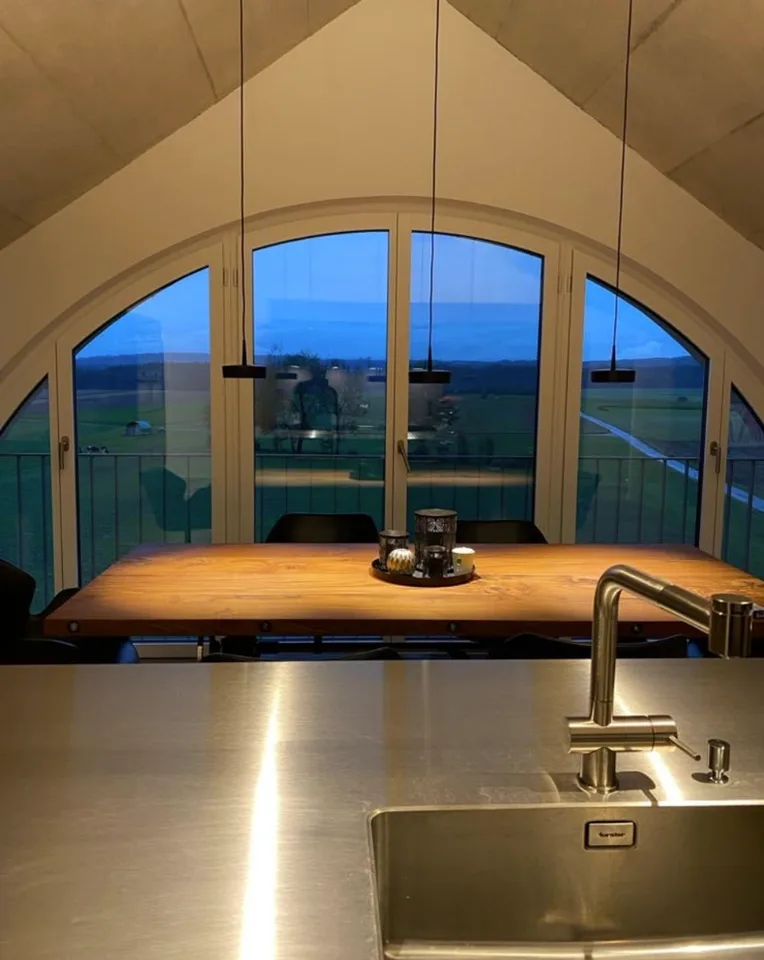 Appartamento esclusivo e spazioso in una casa a energia positiva sostenibile con vista panoramica
