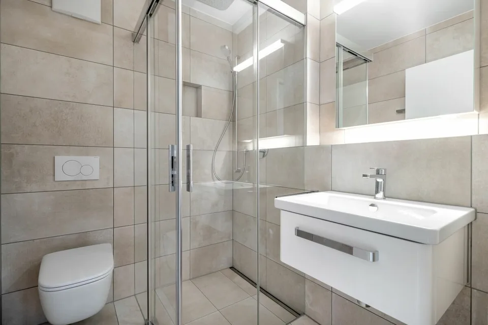 Appartamento attico arredato 2.5 nel cuore di Oerlikon – foto 6 di 9