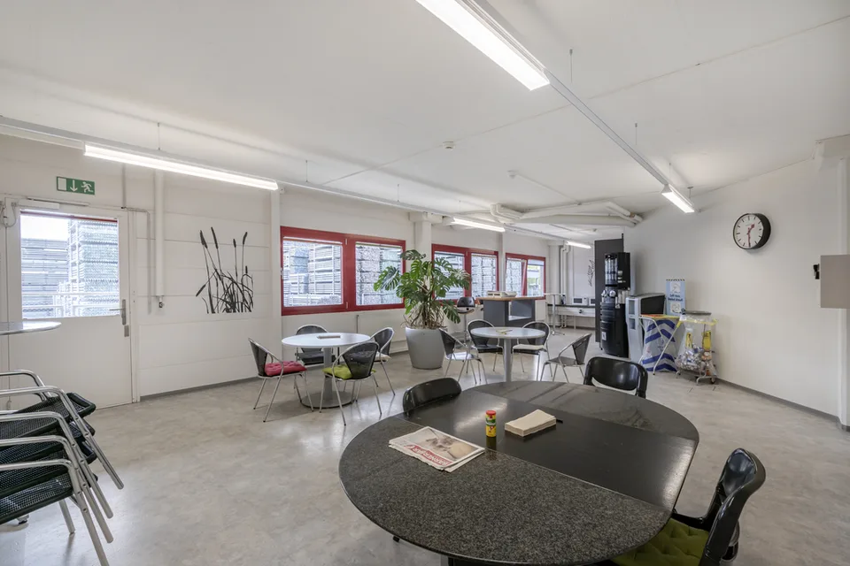 Büro- und Lagerfläche im Gewerbeareal Lyss