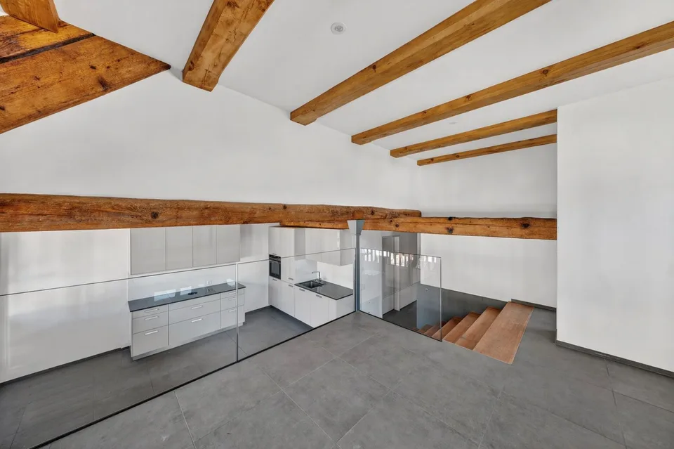 Appartement charmant et beau avec balcon